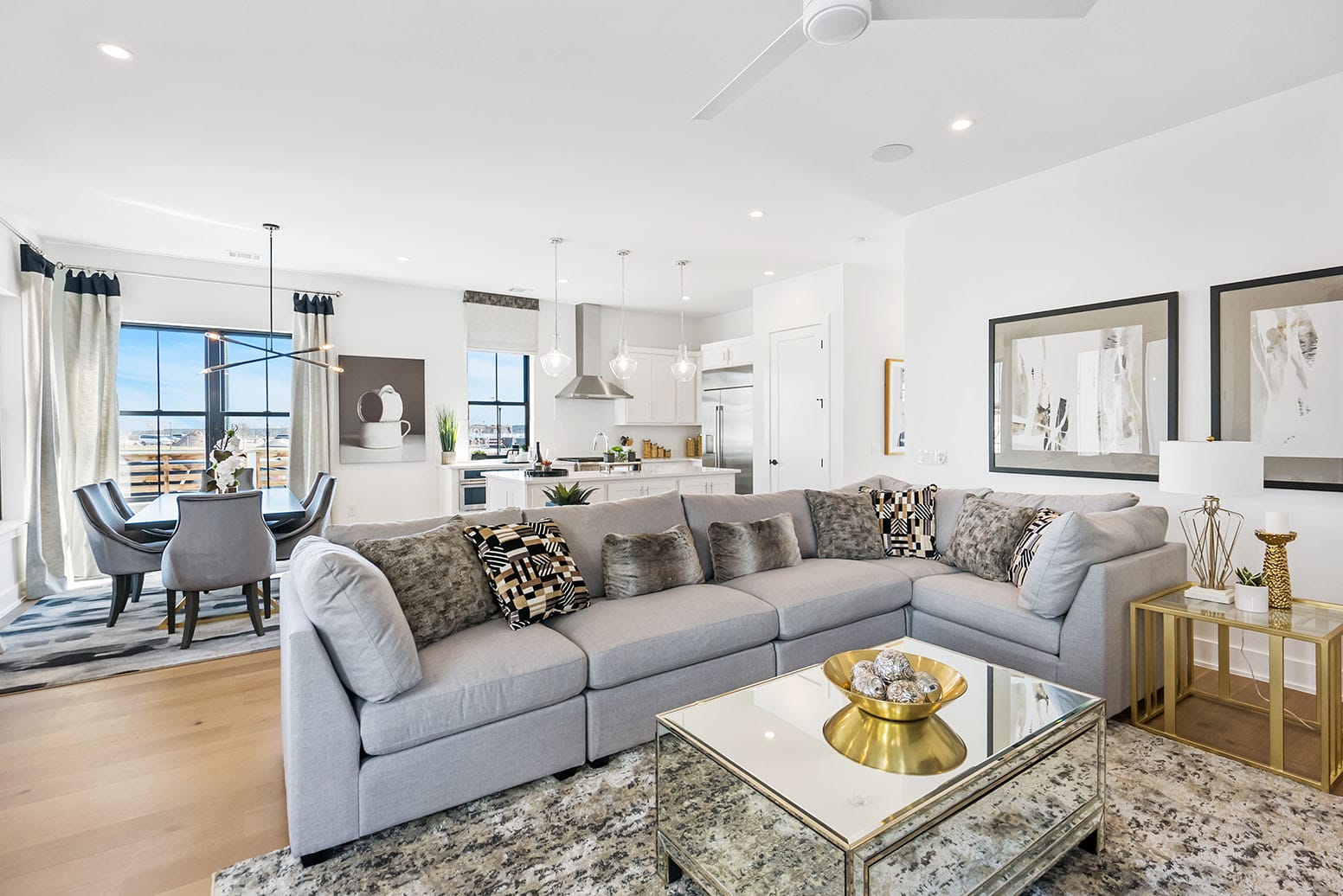 Get The Look: Modern Glamimage_block-block_6aad52ce460486cf5f0f1e79ad336554