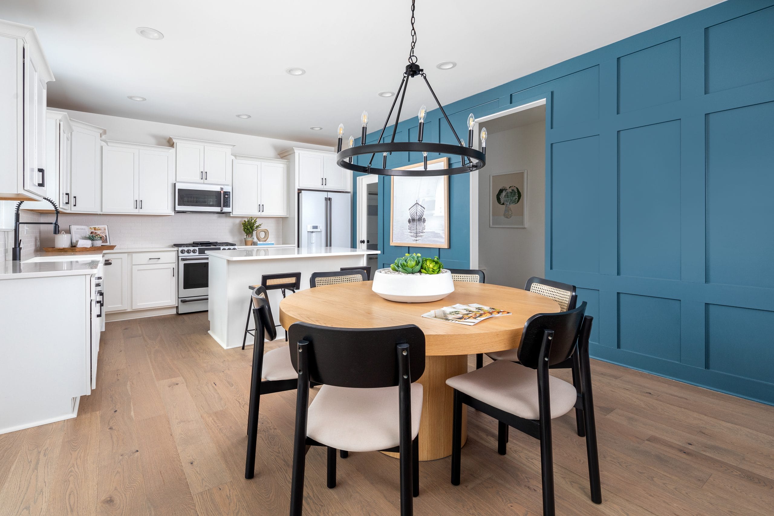 CAR-Bradbury-Kit-Dine