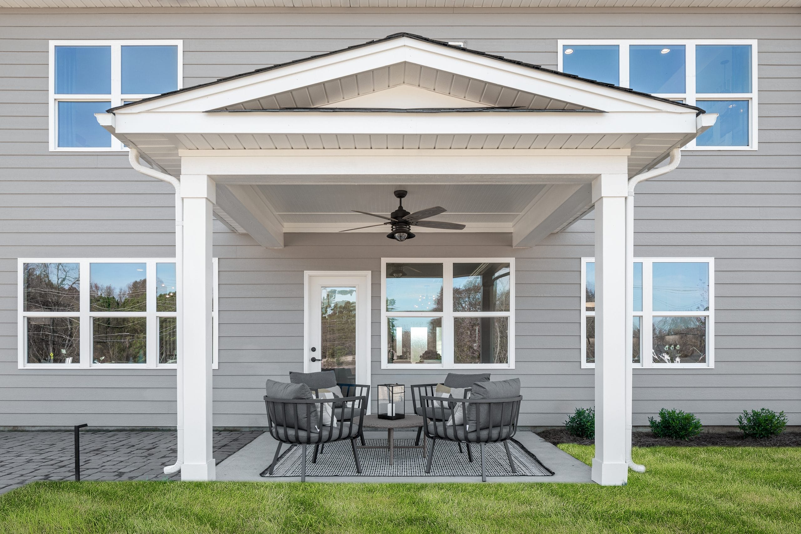 CAR-Madison-CGE-Porch