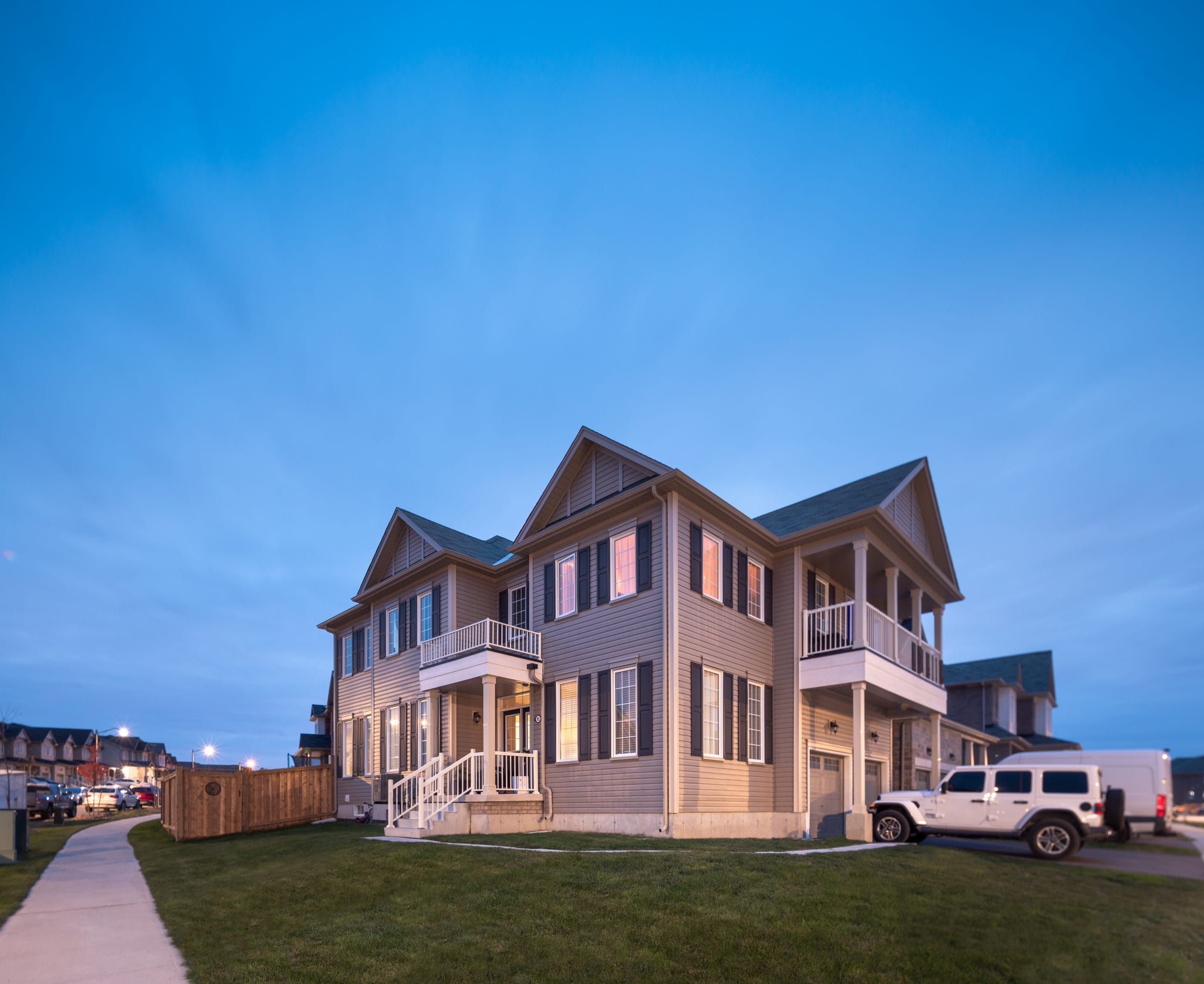 Riverland_CornerHome_Pano