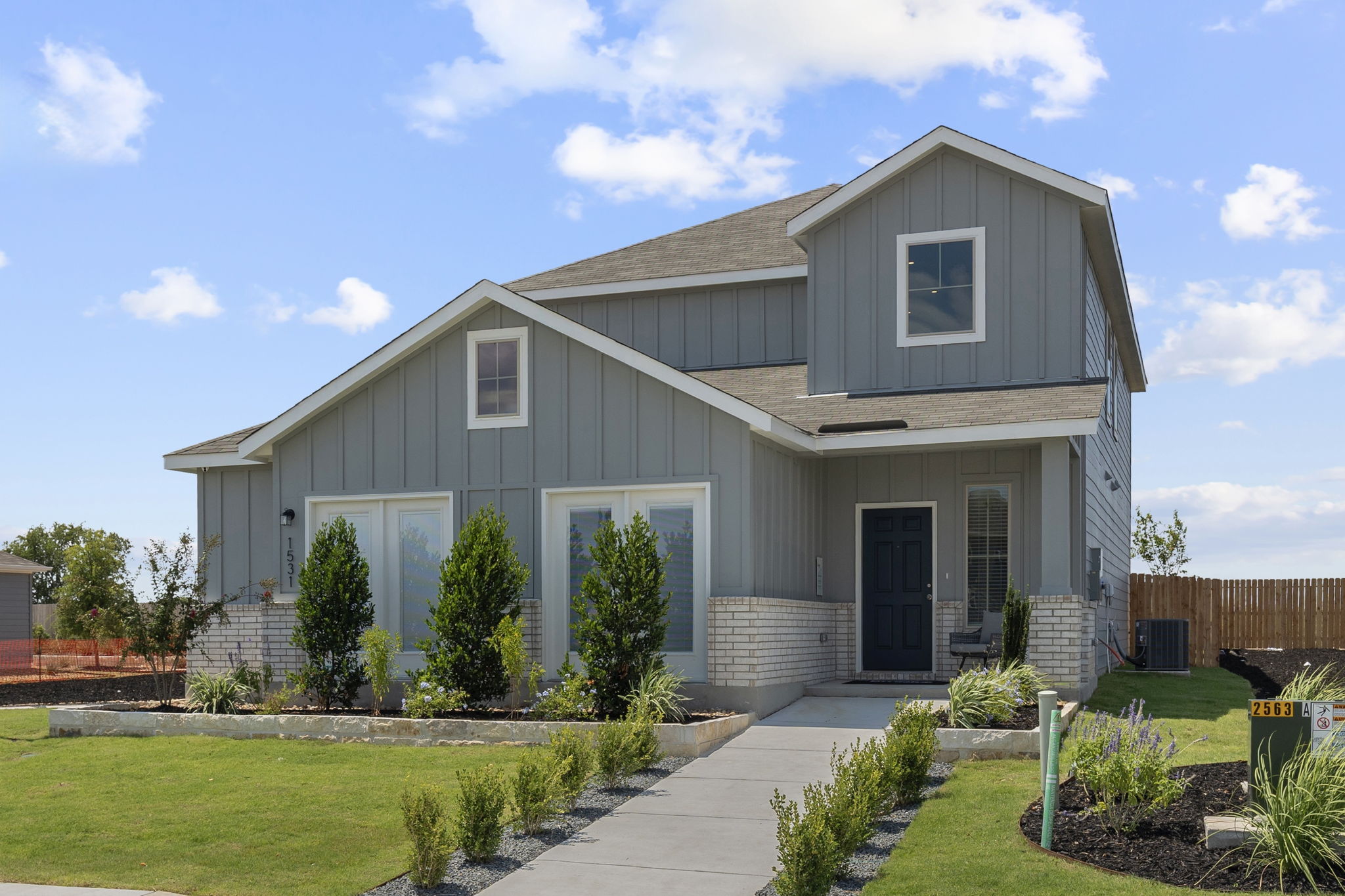 13-web-or-mls-R6__5594