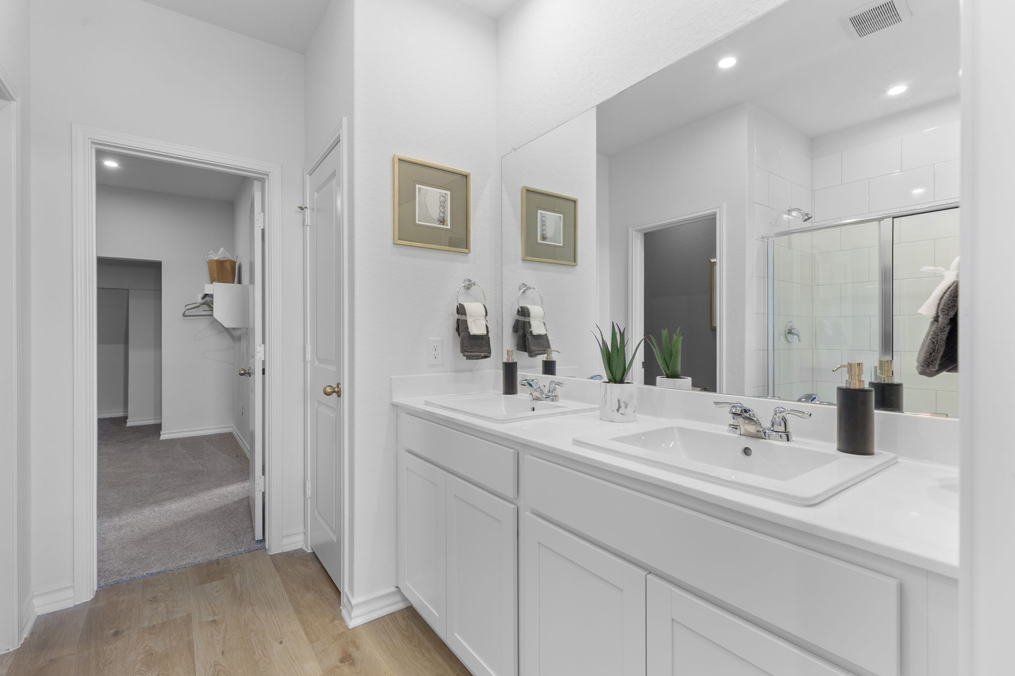 28-web-or-mls-R6__5507