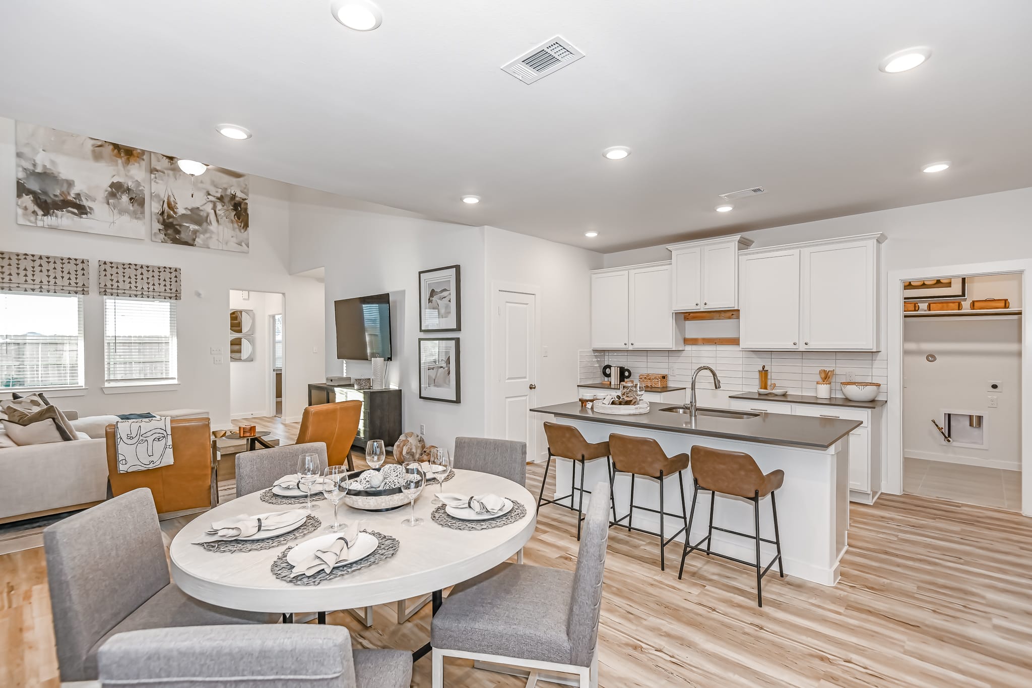 ComalAModel_Kitchen&Dining_Dellrose_Jan24