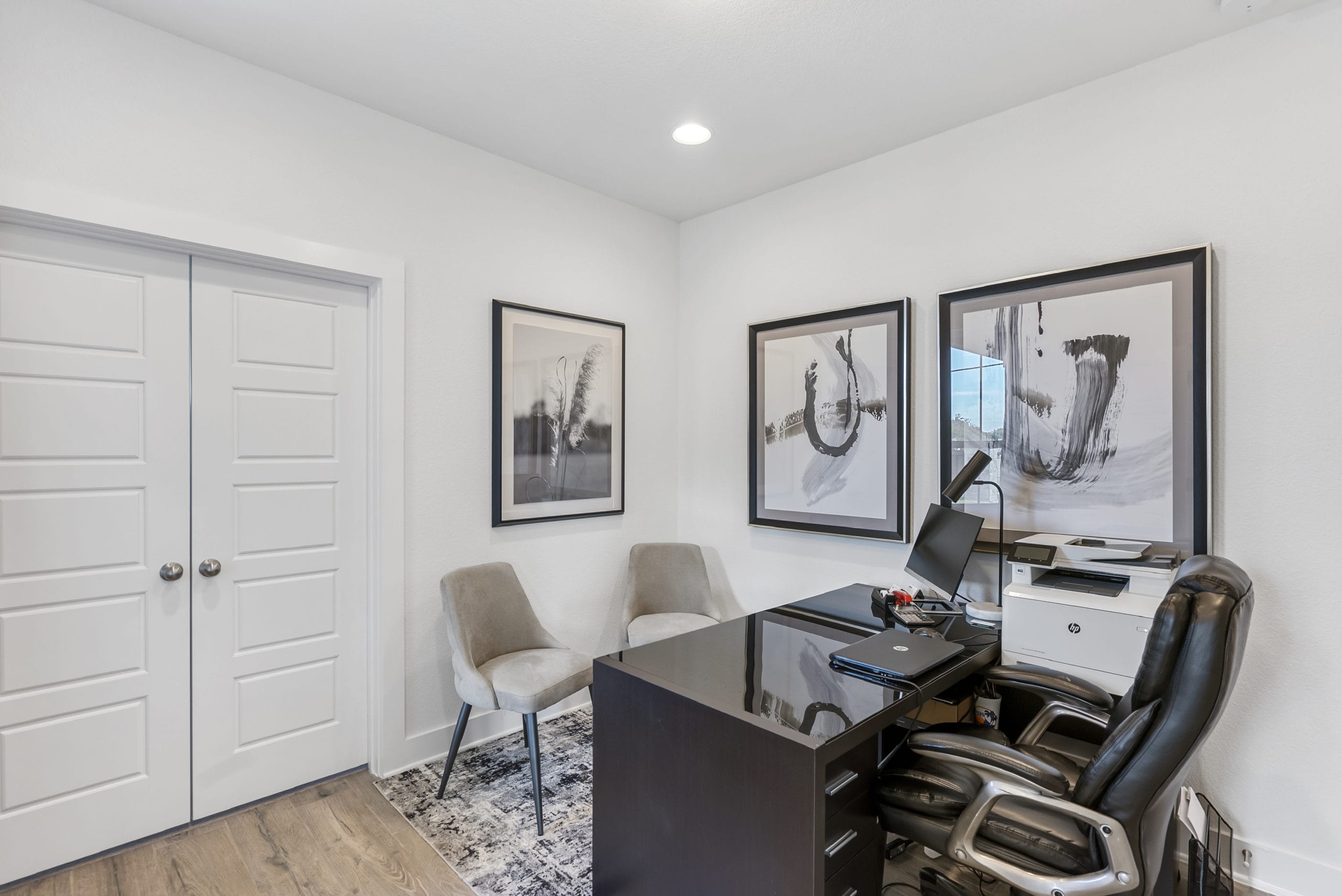 Edgewater-1330-Office