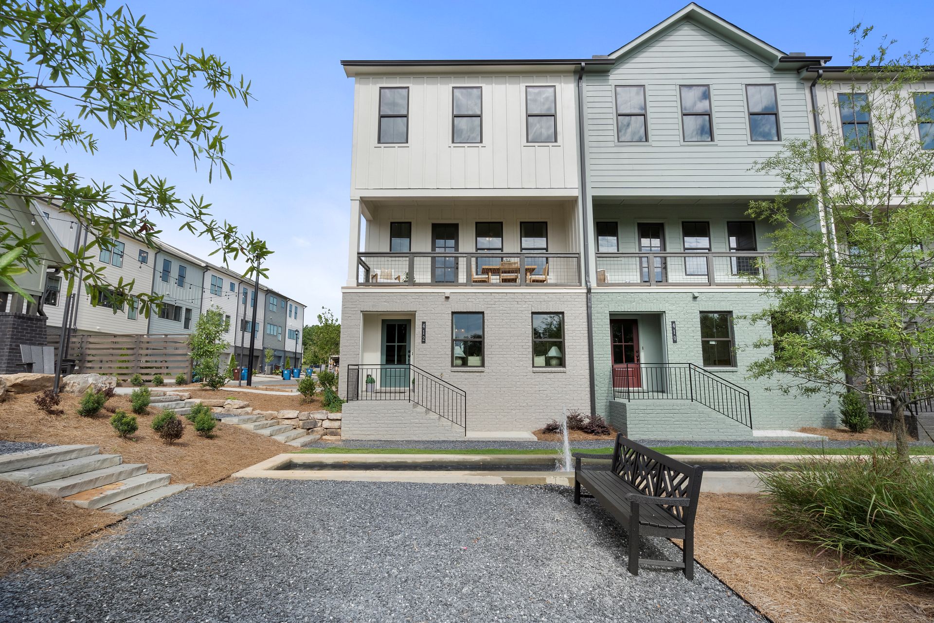 2-Argosy-Exterior-homes-courtyard
